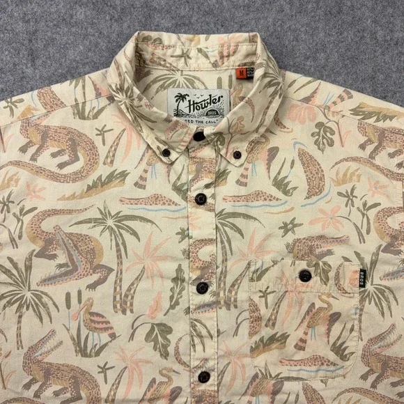 Howler Bros Shirt Mens Medium Tan Crocodile Tropical Short Sleeve Button Down - Picture 3 of 13